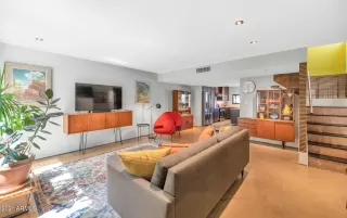 Photo #3: 6212060 Listing