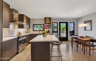 Photo #4: 6212060 Listing