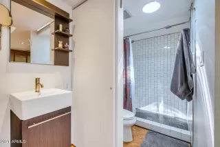 Photo #6: 6212060 Listing