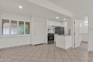 Photo #3: 6212084 Listing