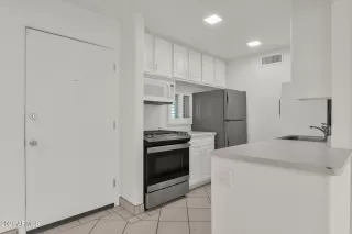 Photo #4: 6212084 Listing