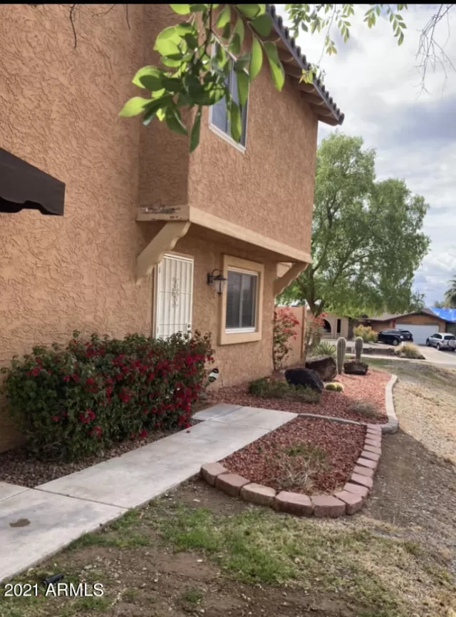 MLS: 6212102 Condo For Sale