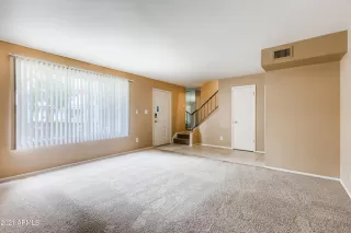 Photo #6: 6212326 Listing