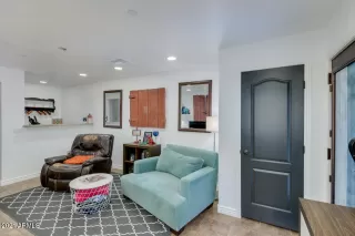 Photo #5: 6212341 Listing