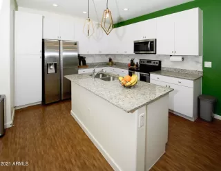 Photo #6: 6212485 Listing