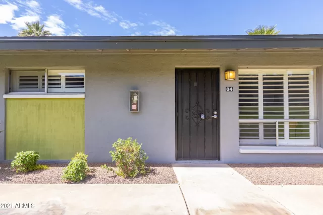 MLS: 6212674 Condo For Sale