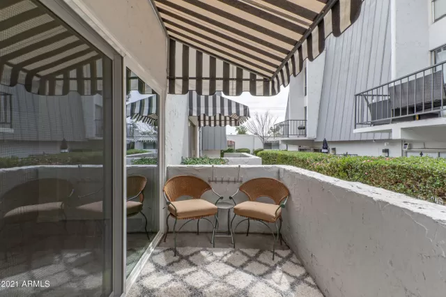 MLS: 6212806 Condo For Sale