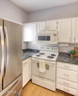 Photo #6: 6212814 Listing