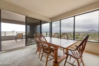 Photo #4: 6212836 Listing