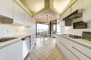 Photo #6: 6212836 Listing