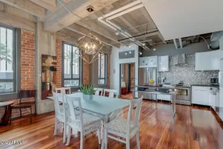 Photo #1: 6213076 Listing