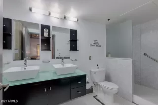 Photo #5: 6213076 Listing