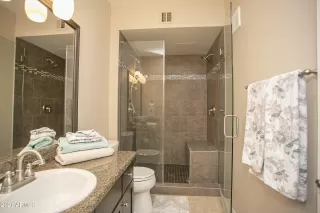 Photo #6: 6213165 Listing