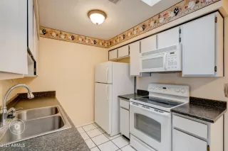 Photo #5: 6213297 Listing 