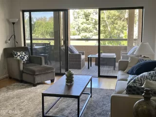 Photo #4: 6213334 Listing