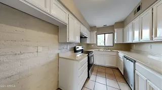 Photo #3: 6213366 Listing