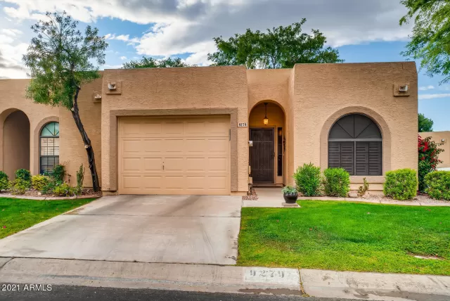 MLS: 6213376 Condo For Sale