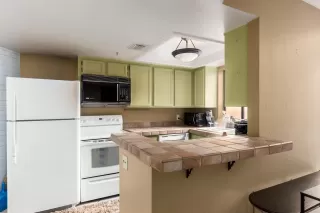 Photo #3: 6213557 Listing