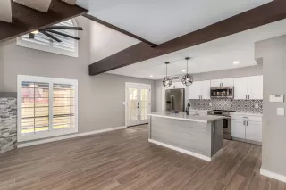 Photo #1: 6213673 Listing