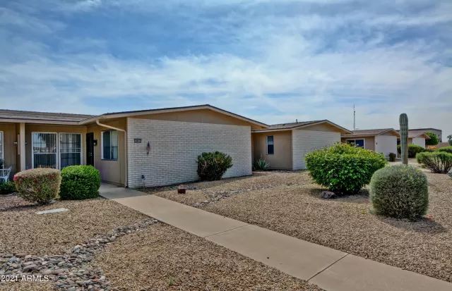 MLS: 6213769 Condo For Sale