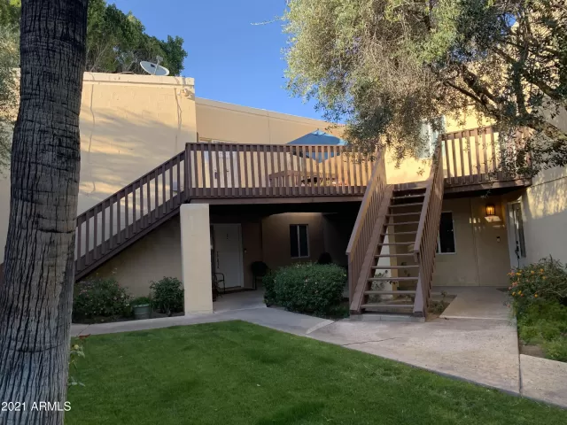 MLS: 6213972 Condo For Sale