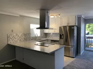 Photo #3: 6213972 Listing