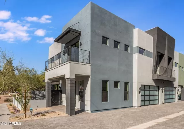 MLS: 6214073 Condo For Sale