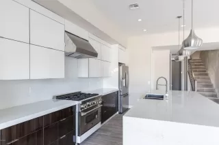 Photo #5: 6214080 Listing