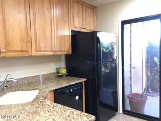 Photo #5: 6214235 Listing