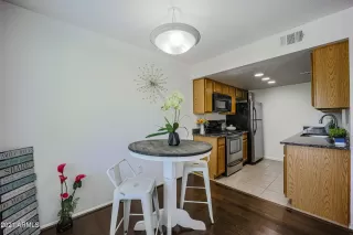 Photo #2: 6214321 Listing