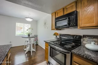 Photo #5: 6214321 Listing