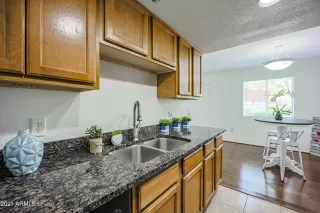 Photo #6: 6214321 Listing