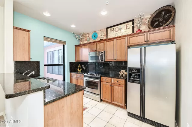 MLS: 6214398 Condo For Sale