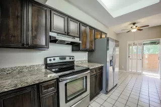Photo #6: 6214465 Listing 