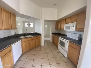 Photo #3: 6214513 Listing