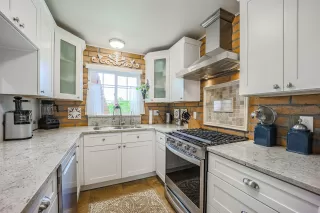 Photo #5: 6214555 Listing 