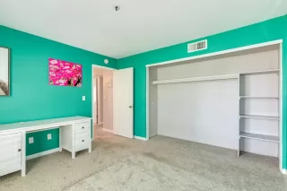 Photo #6: 6214566 Listing