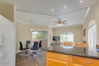 Photo #4: 6214578 Listing