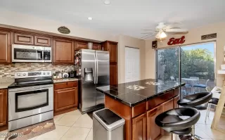 Photo #2: 6214591 Listing 