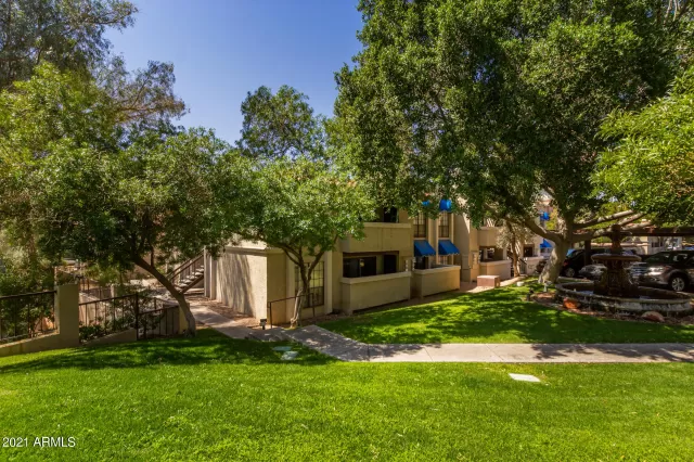 MLS: 6214867 Condo For Sale