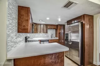 Photo #4: 6214883 Listing