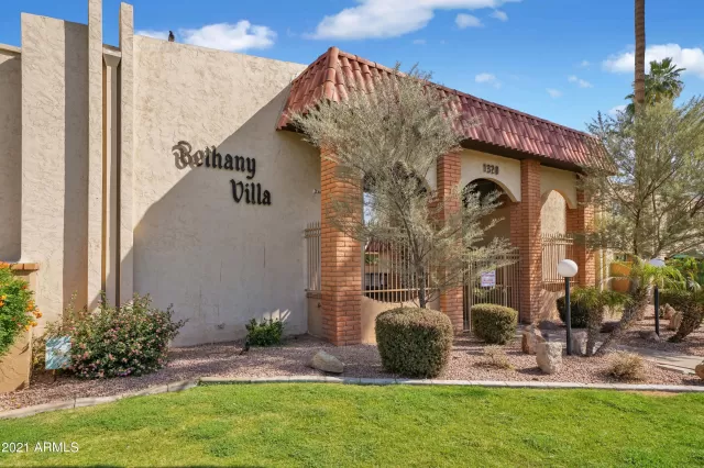 MLS: 6214919 Condo For Sale