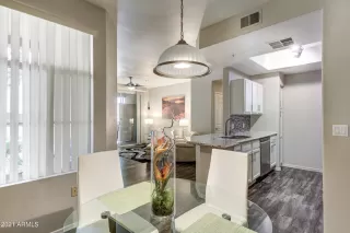 Photo #6: 6215060 Listing