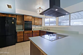 Photo #2: 6215098 Listing 