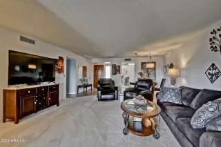 Photo #2: 6215179 Listing 