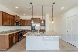 Photo #3: 6215209 Listing