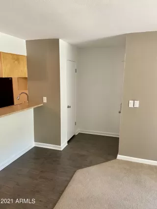 Photo #2: 6215216 Listing