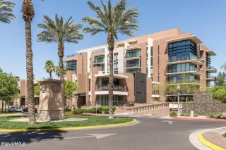 Photo #2: 6215237 Listing 