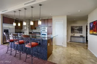 Photo #5: 6215237 Listing 