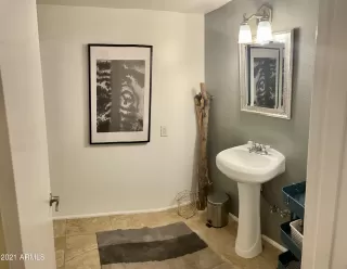 Photo #4: 6215257 Listing